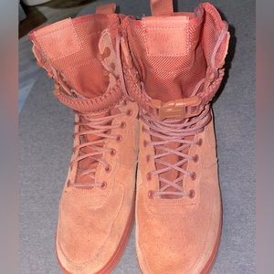 Nike SF Air Force 1 High - Dusty Peach